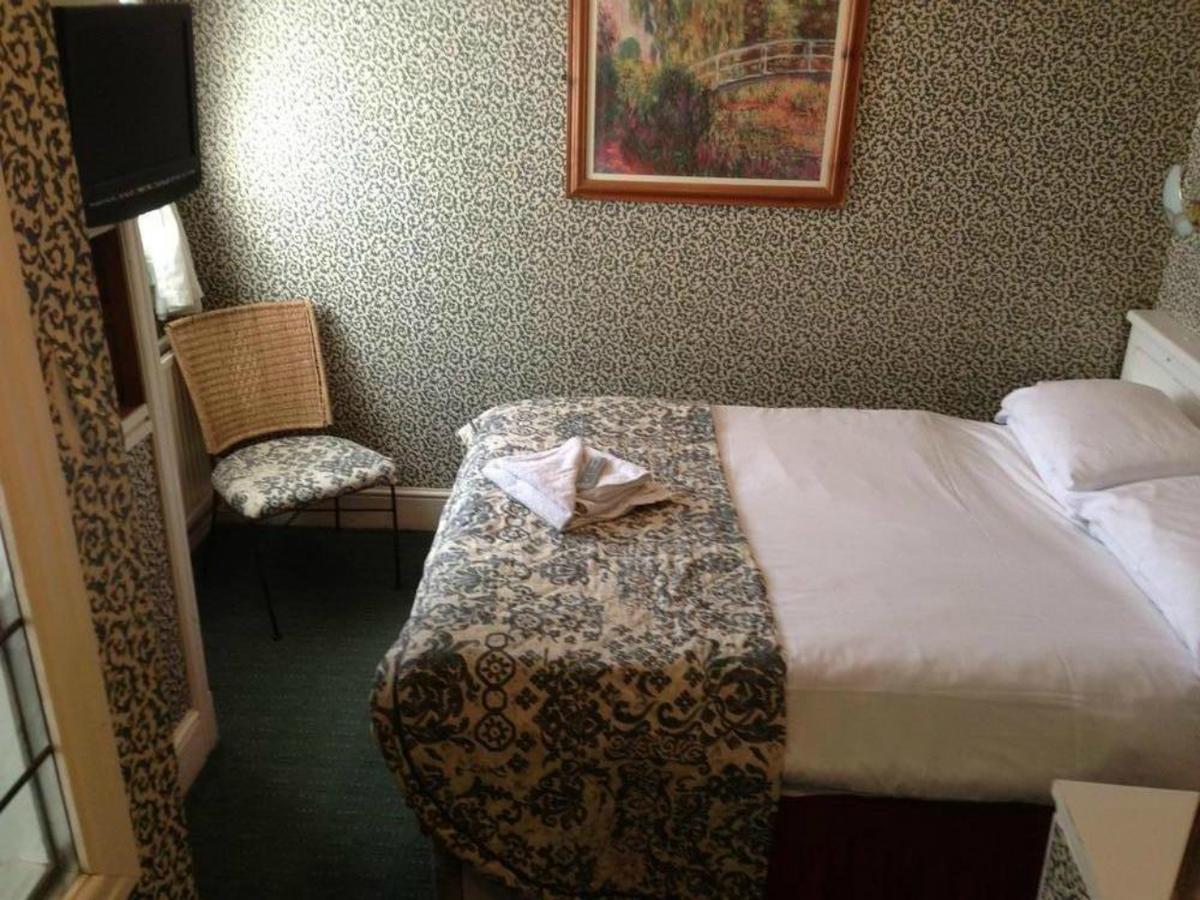 Penrhys Hotel Cardiff Zewnętrze zdjęcie